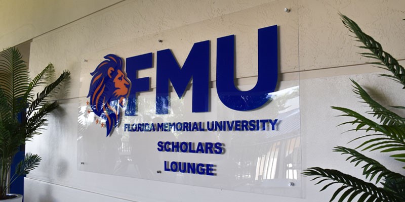 FMU Scholar Lounge Wall Signage